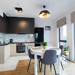 Center - Aura By Apartmore Apartment