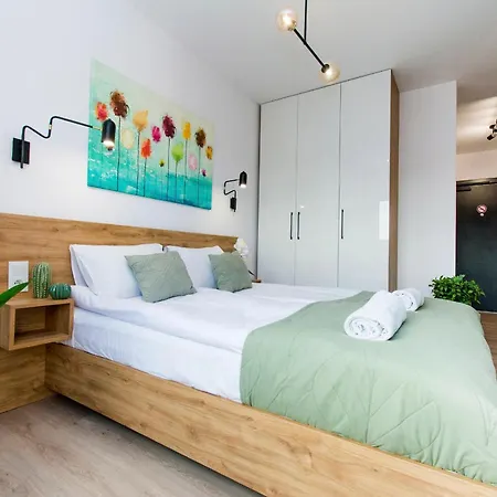 Center - Aura By Apartmore Lejlighed *