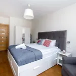 Center - Aura By Apartmore