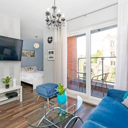 Center - Aura By Apartmore Apartment