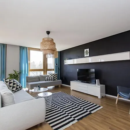 Center - Aura By Apartmore Daire