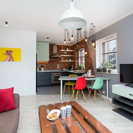 Center - Aura By Apartmore Daire