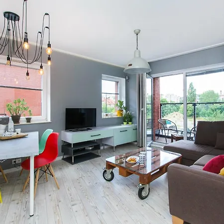 Center - Aura By Apartmore Daire