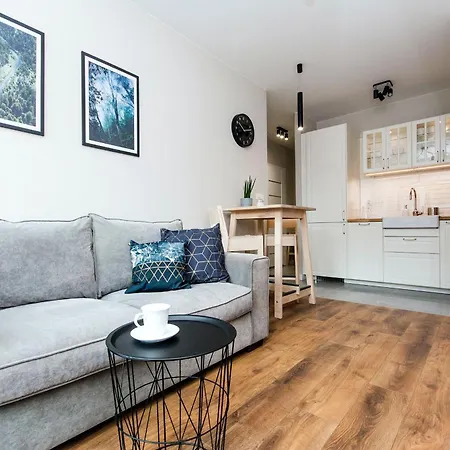 Center - Aura By Apartmore Apartment