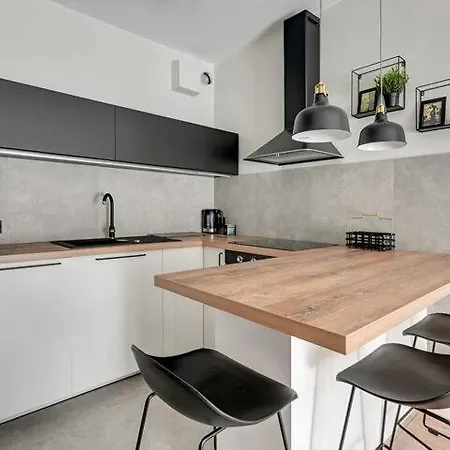 Apartment Center - Aura By Apartmore