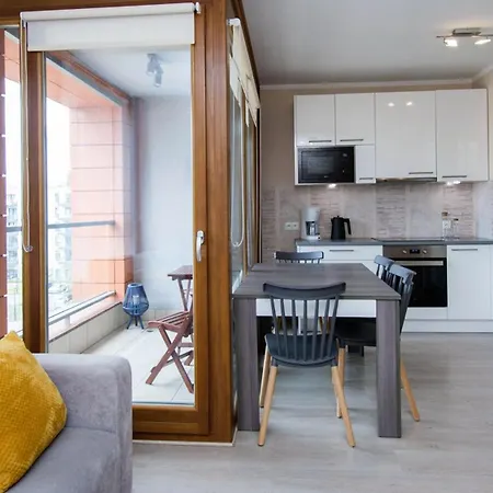 Center - Aura By Apartmore Lägenhet *