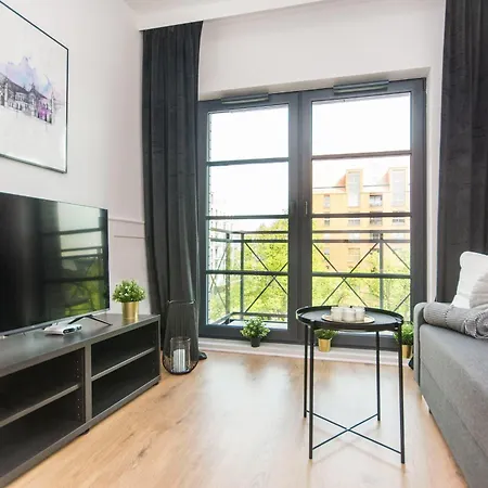 Center - Aura By Apartmore Gdańsk