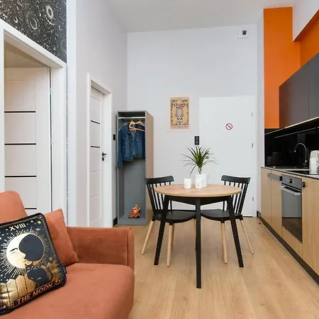 Center - Aura By Apartmore