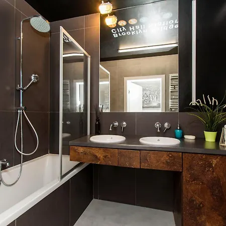 Appartamento Center - Aura By Apartmore Danzica