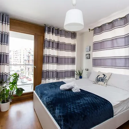 Center - Aura By Apartmore Appartamento