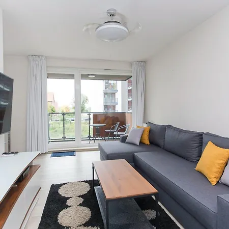 Center - Aura By Apartmore *