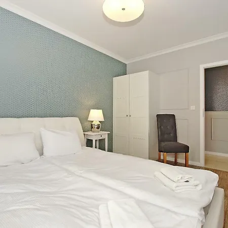 Apartament Center - Aura By Apartmore