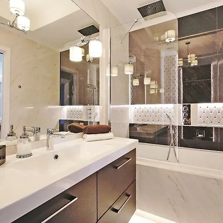 Apartament Center - Aura By Apartmore *