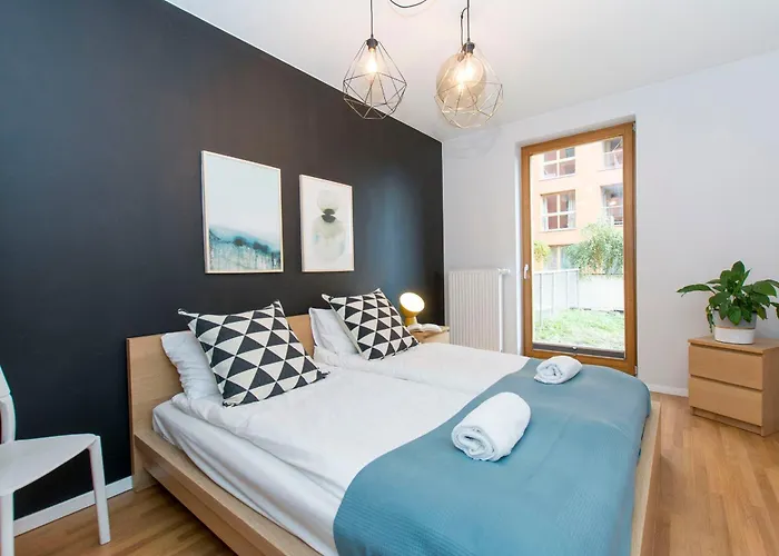 Center - Aura By Apartmore شقة غدانسك