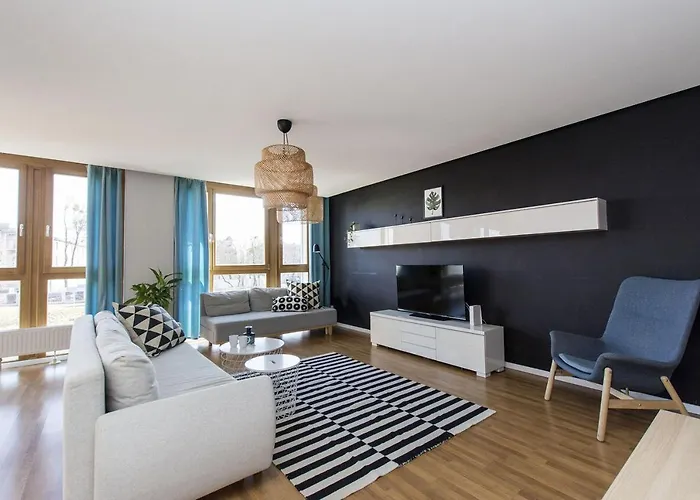 Center - Aura By Apartmore Daire