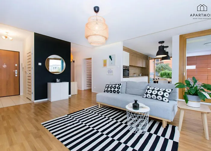 Center - Aura By Apartmore *